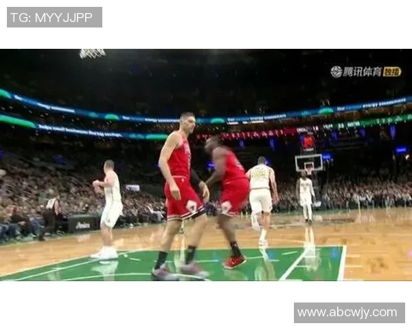 雷霆与公牛精彩对决回放分析全场比赛亮点及关键时刻回顾